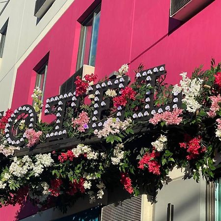Hotel Opus Bronx Near Bay Plaza Mall Nova York Exterior foto