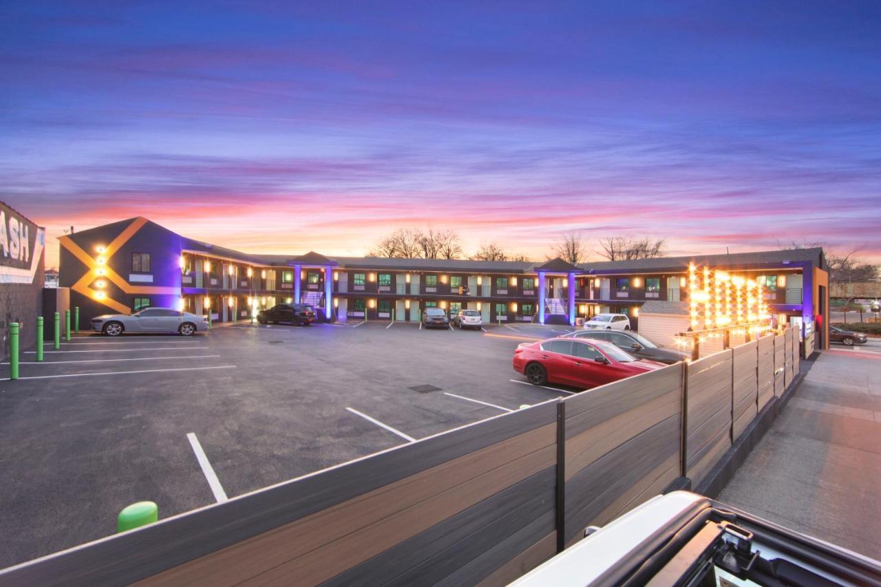 Hotel Opus Bronx Near Bay Plaza Mall Nova York Exterior foto